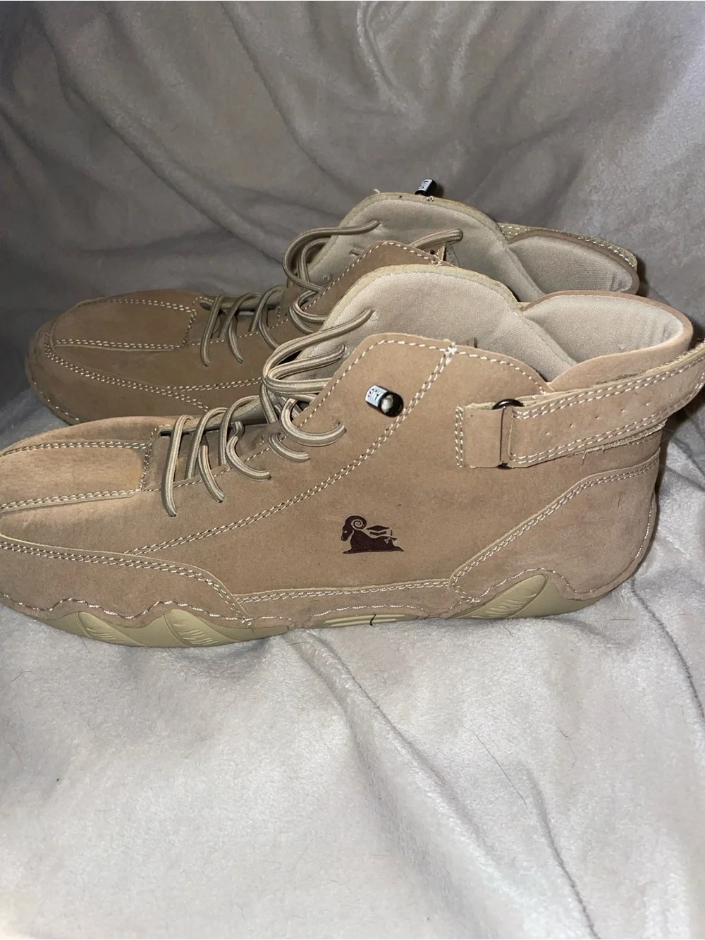 LDeck Unisex Chukka Boots